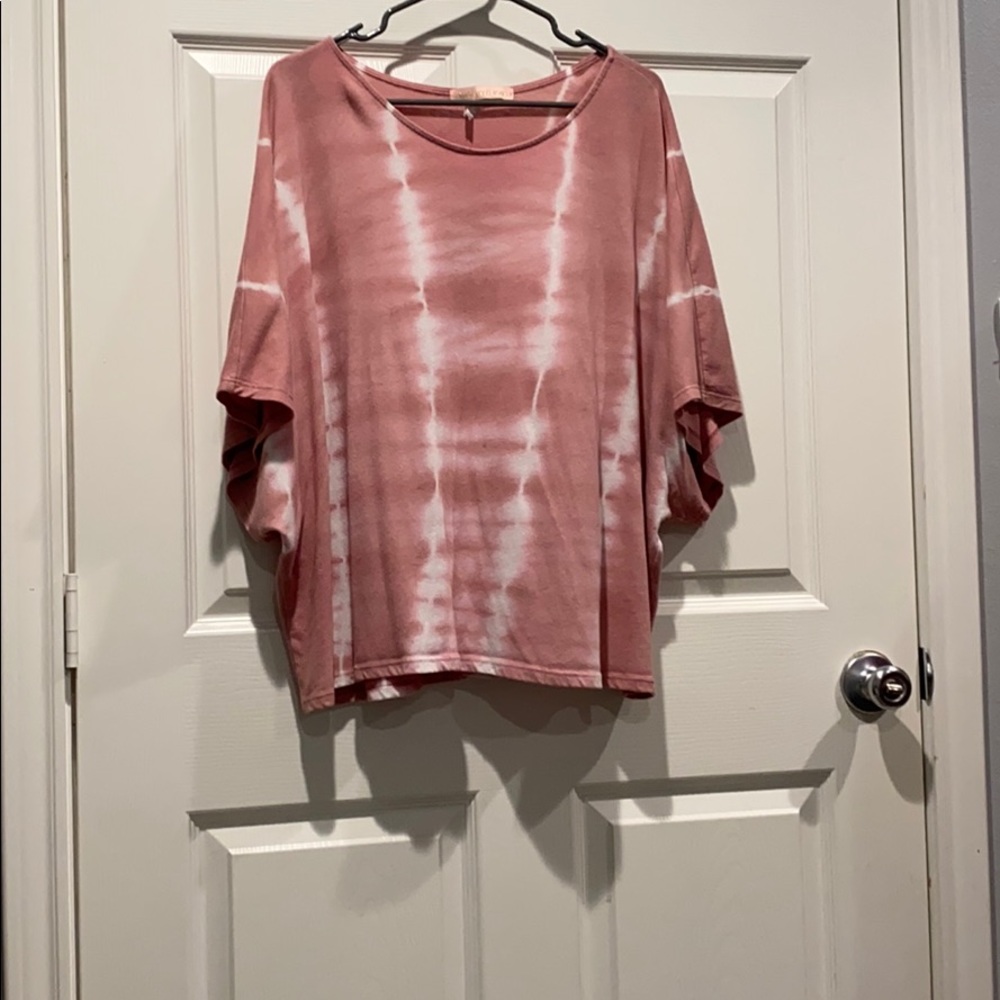 Pink Tiedye flowy shirt!